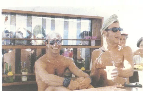 1013000060_0064_3_2