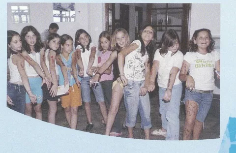 1013000108_0012-4
